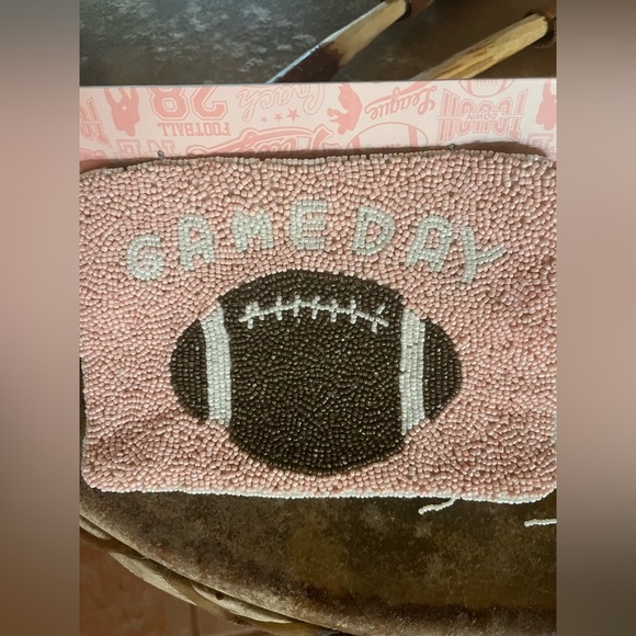 🏈NWT Football Season Beaded Purse! - Picture 2 of 5